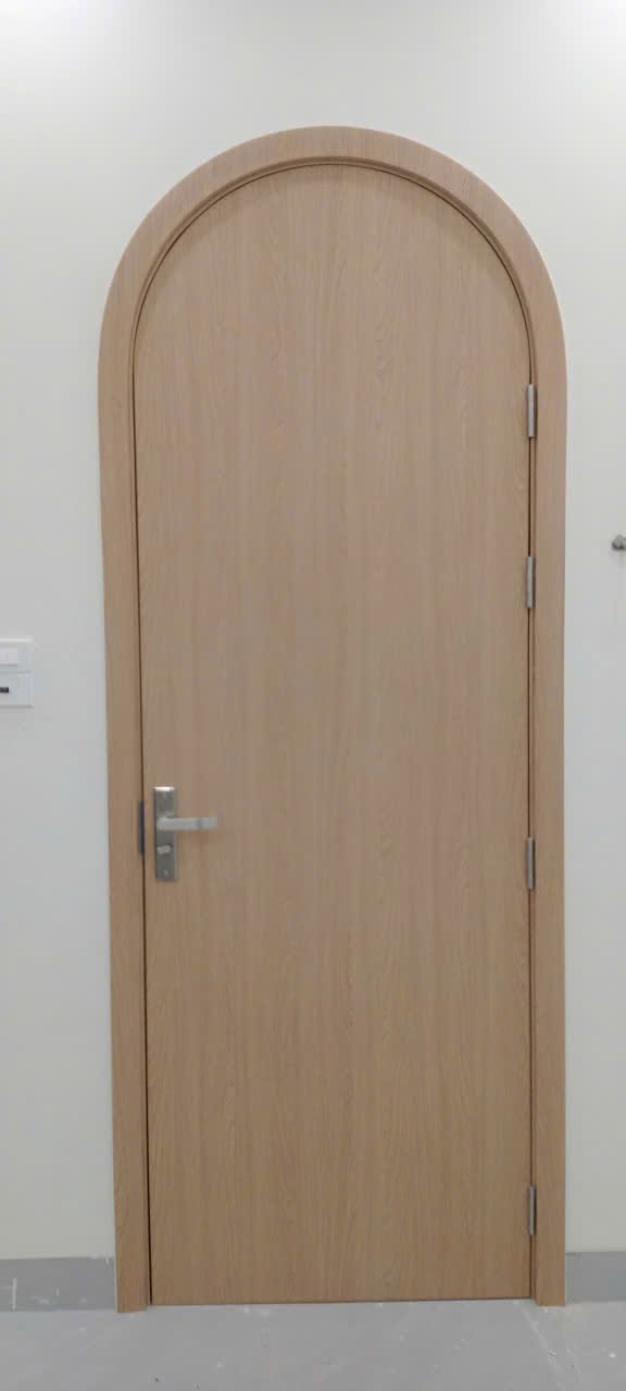 Cửa Composite dạng vòm màu VP11 tại Mandarin Garden Hoàng Minh Giám