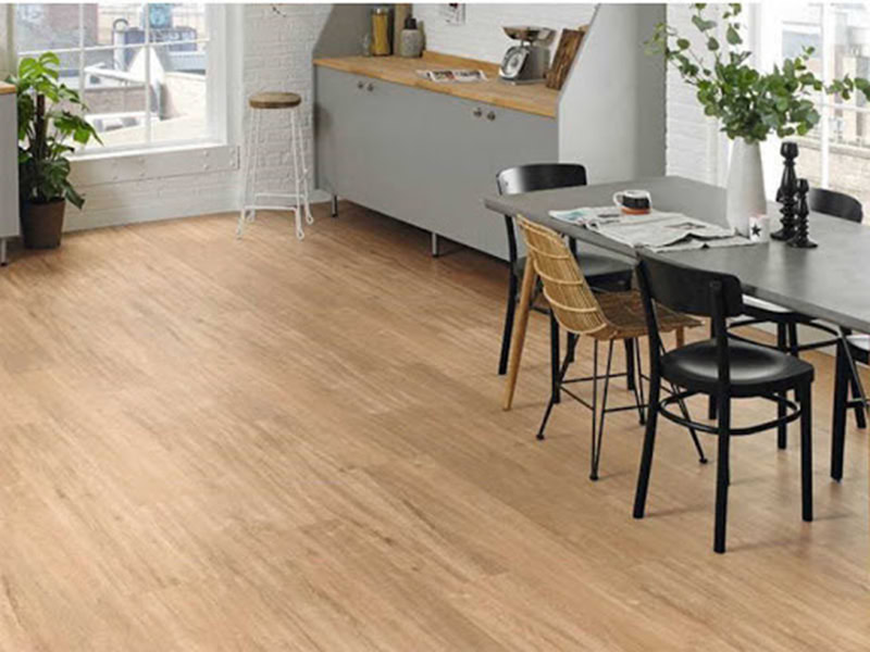 mẫu sàn nhựa vân gỗ phòng khách