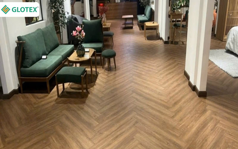 phòng khách lát sàn nhựa glotex