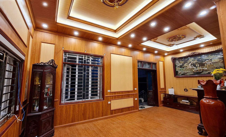 Tấm ốp tường vân gỗ phòng khách