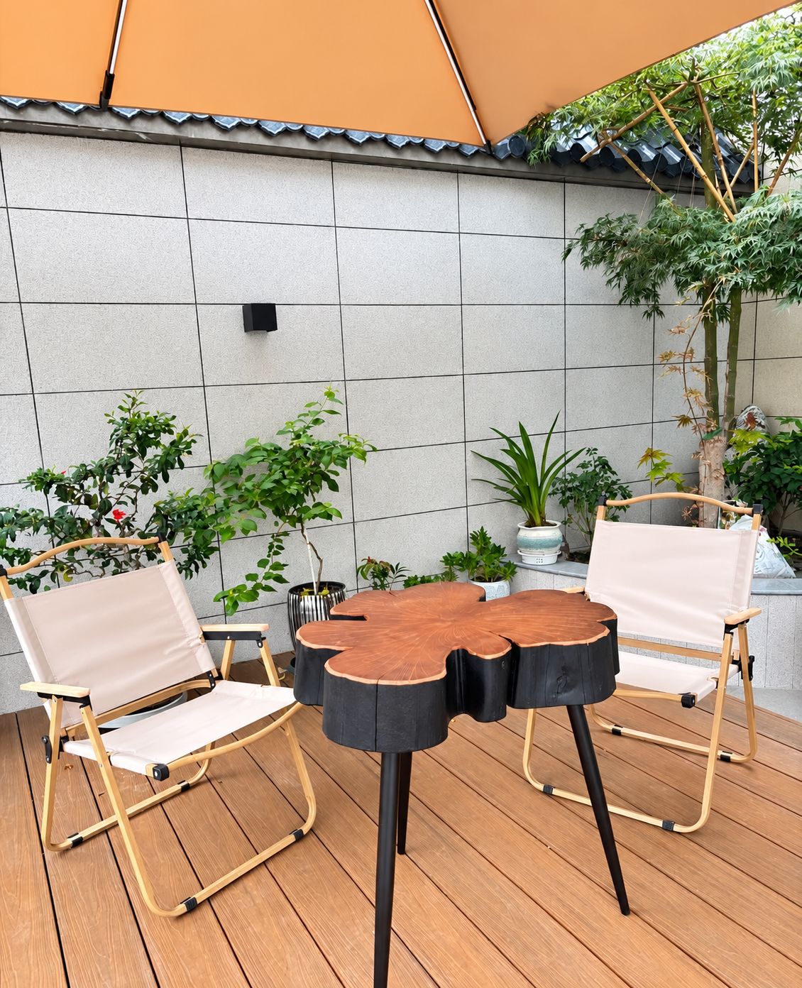 Mặt sàn gỗ nhựa ngoài trời 3D Teak nâng cao với viền hoàn thiện tại biệt thự Ciputra