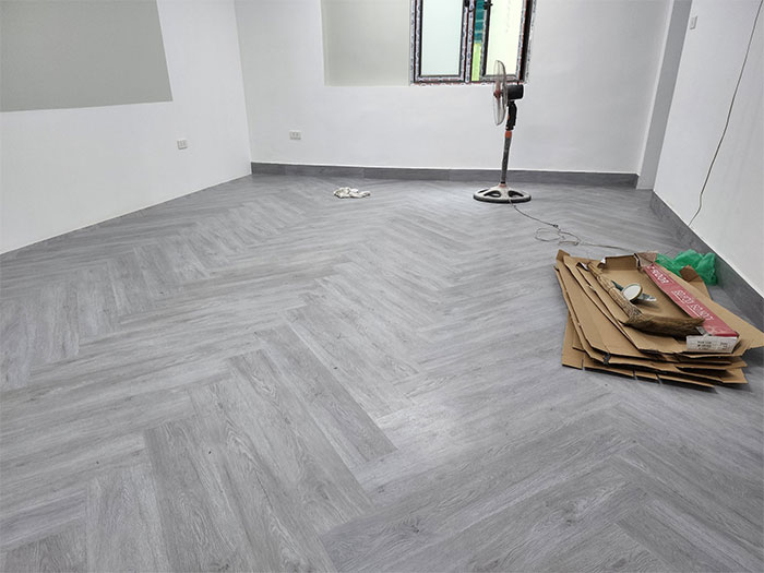 thi công sàn nhựa vinhomes