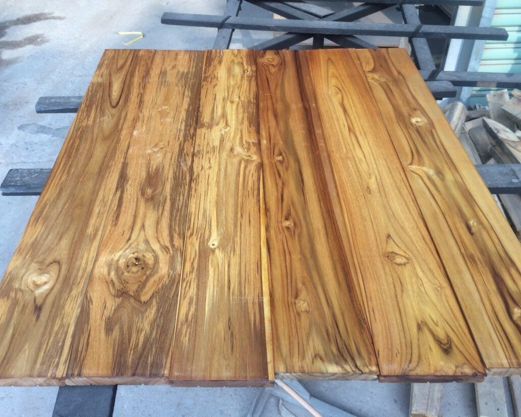 vân gỗ teak